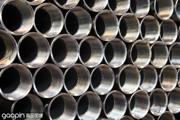 The steel pipes manufactured in the factory